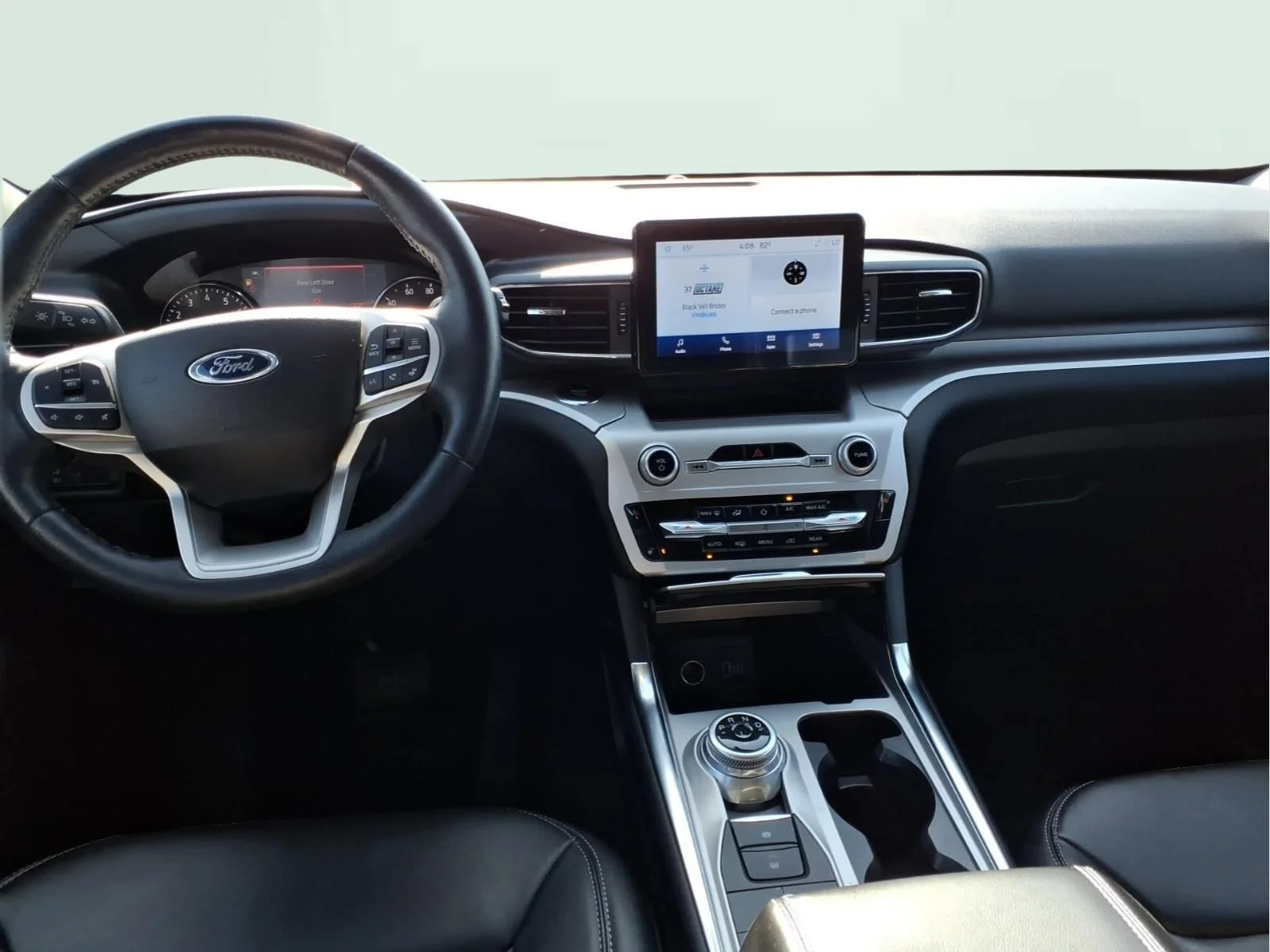 Used 2022 Black Ford XLT image 12