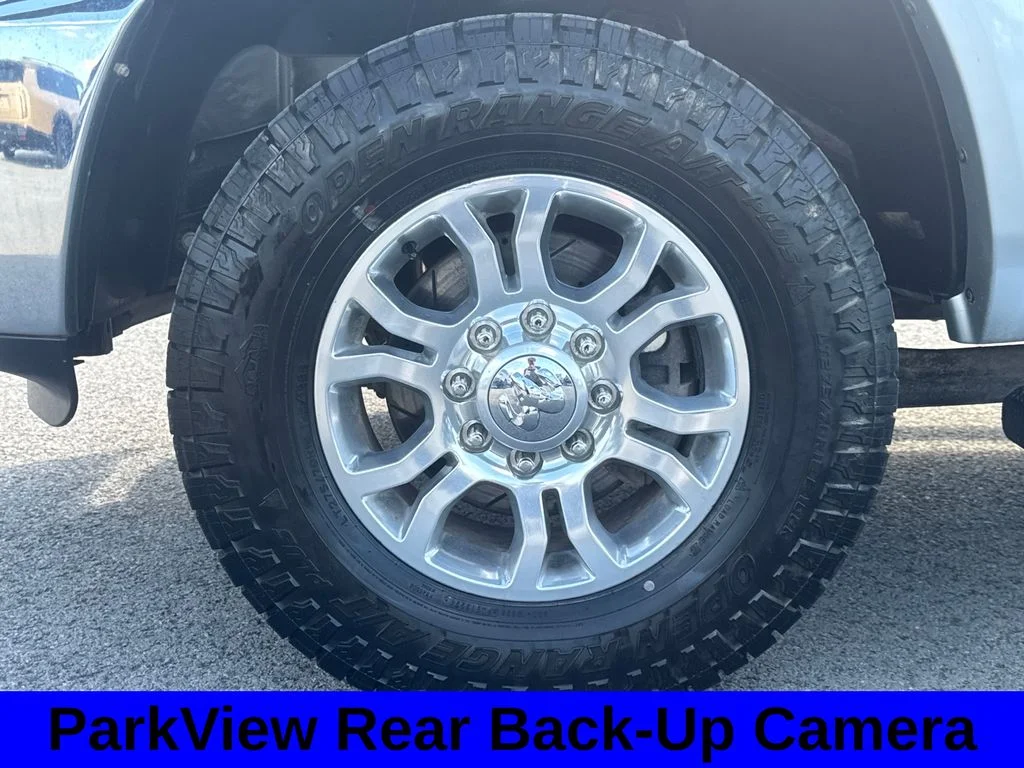 Used 2018 Bright White Clearcoat Ram Laramie image 17