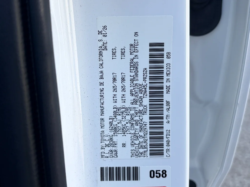 Used 2026 Ice Cap Toyota SR5 image 35