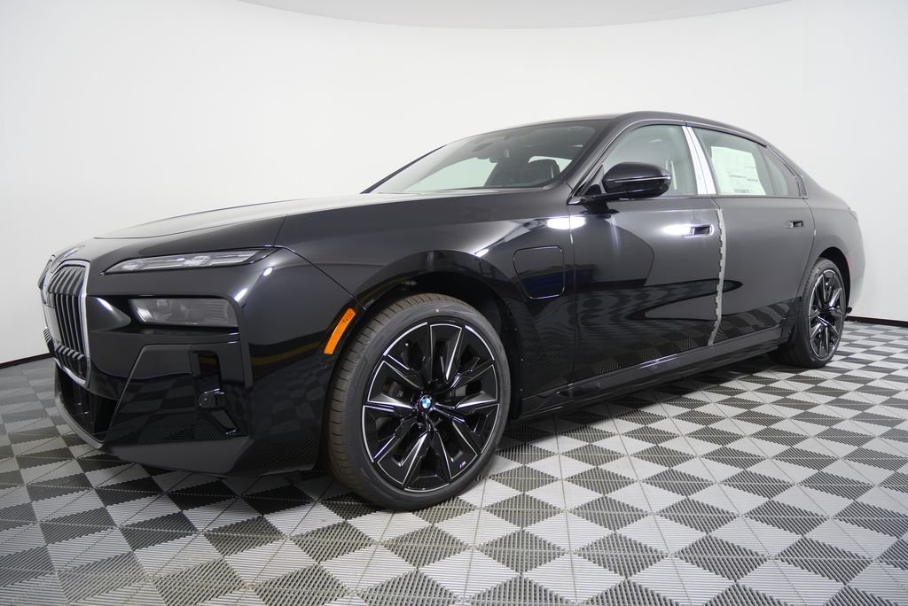 Used 2026 Black Sapphire Metallic BMW 750e xDrive image 7