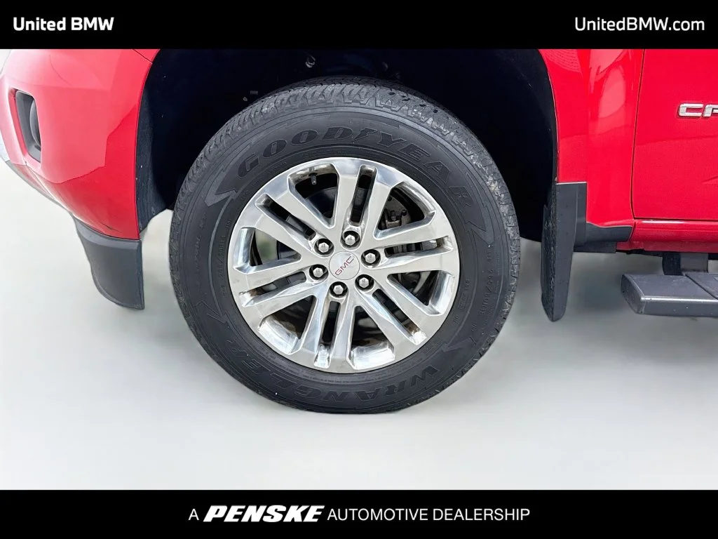 Used 2015 Cardinal Red GMC SLT image 9