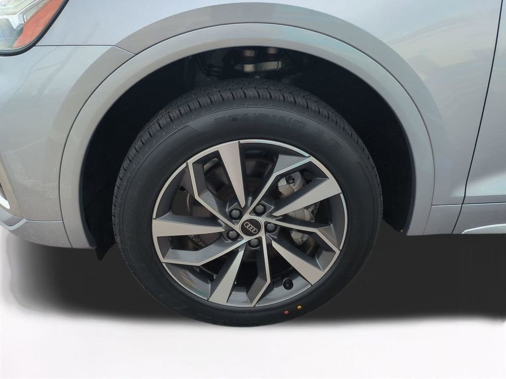 2024 Audi Q5 Premium Plus - Photo 11