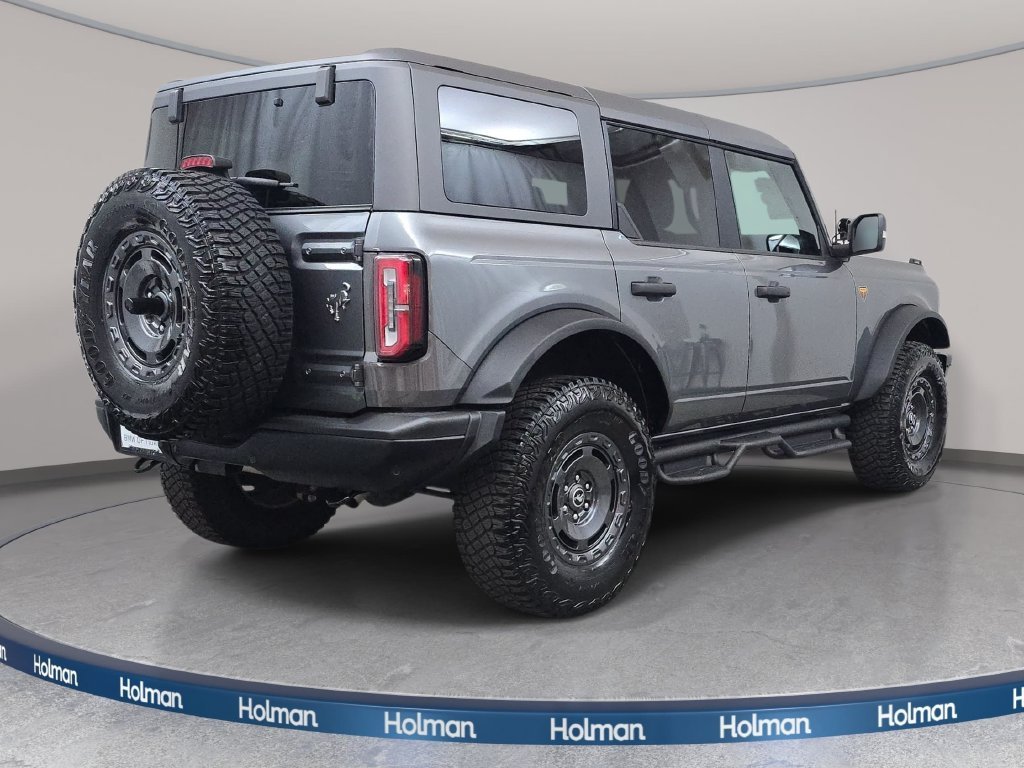 Used 2024 Gray Metallic Ford Badlands image 6