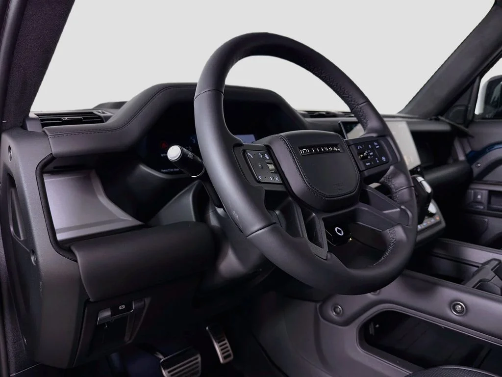New 2026 Sargasso Blue Land Rover  OCTA image 9
