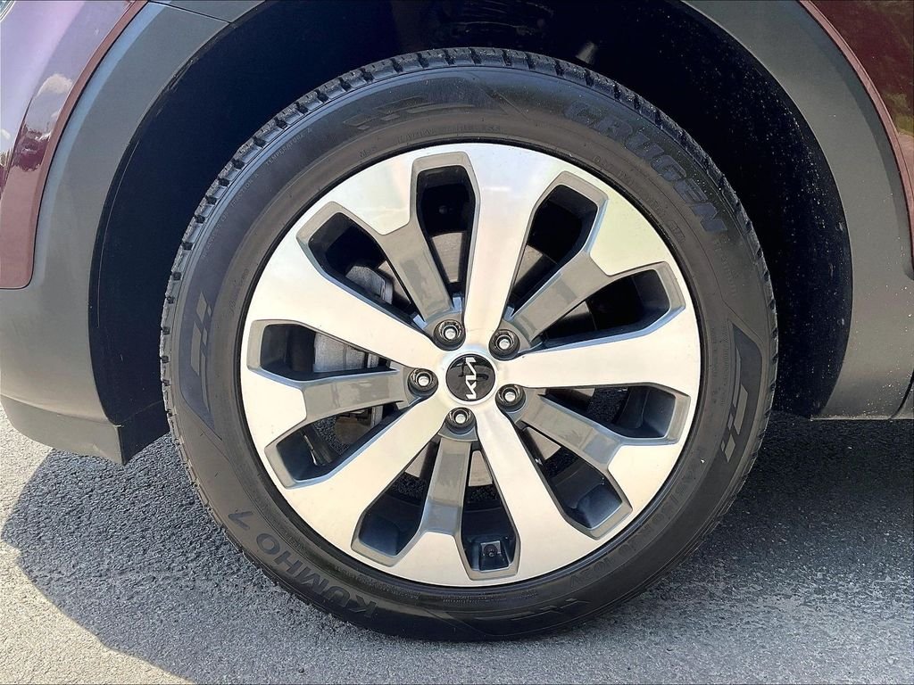 Used 2022 Purple Kia EX image 23