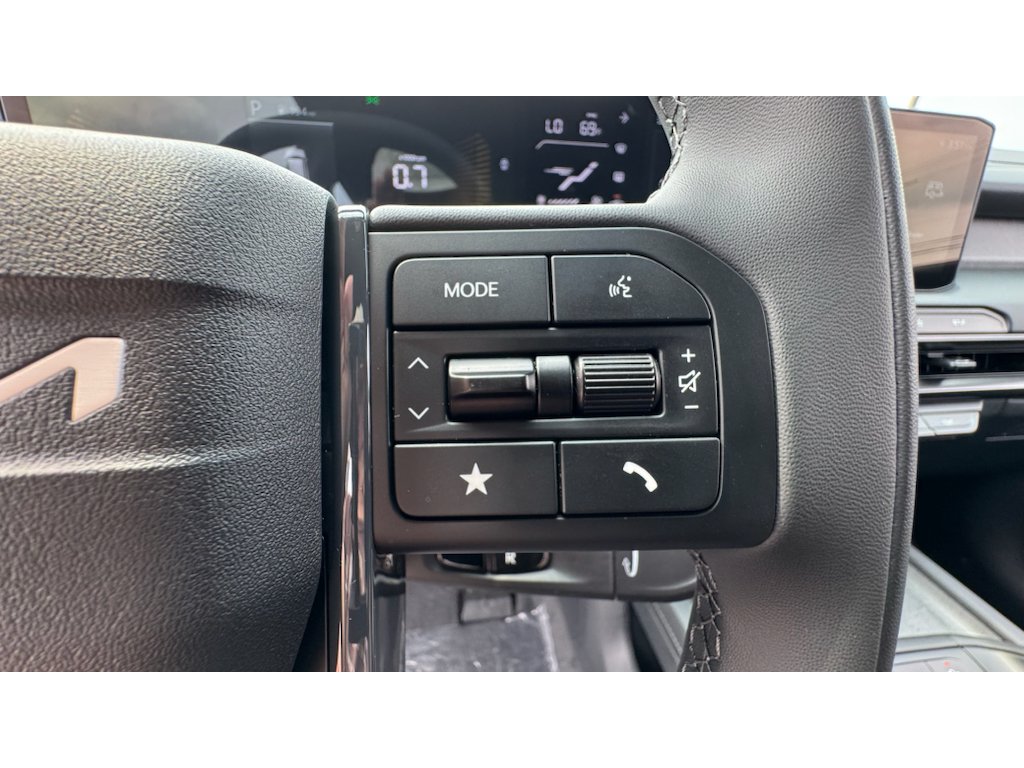 New 2027 Black Jade Green Kia X-Line EX image 12