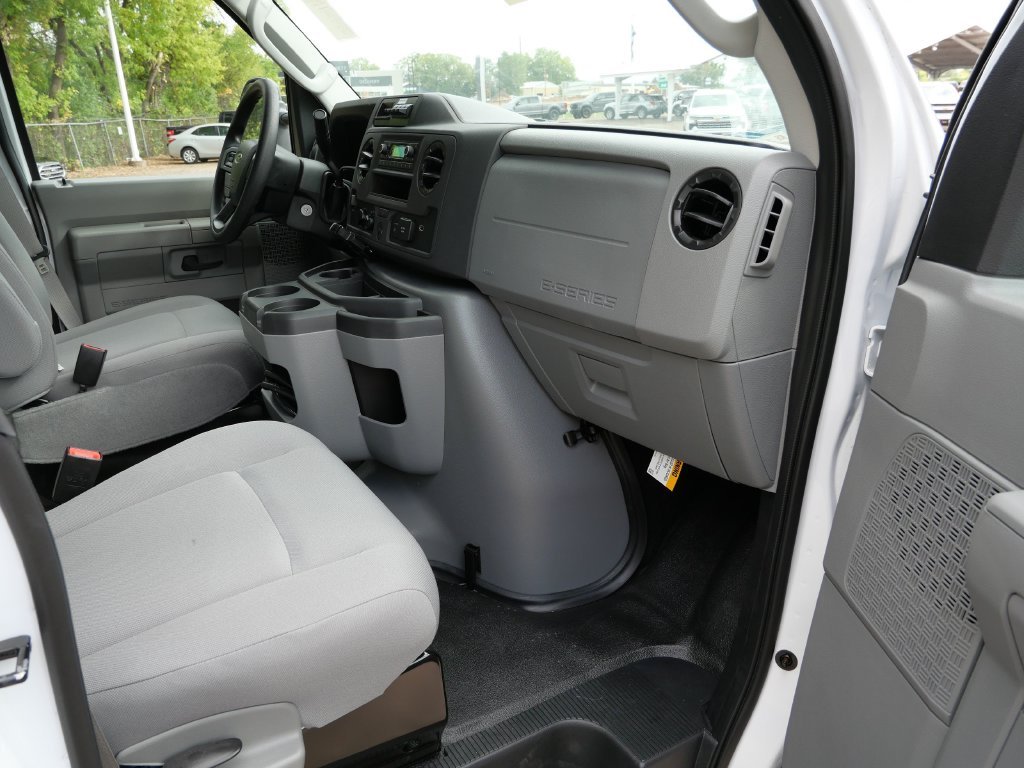2026 Ford E-Series Cutaway Base - Photo 11