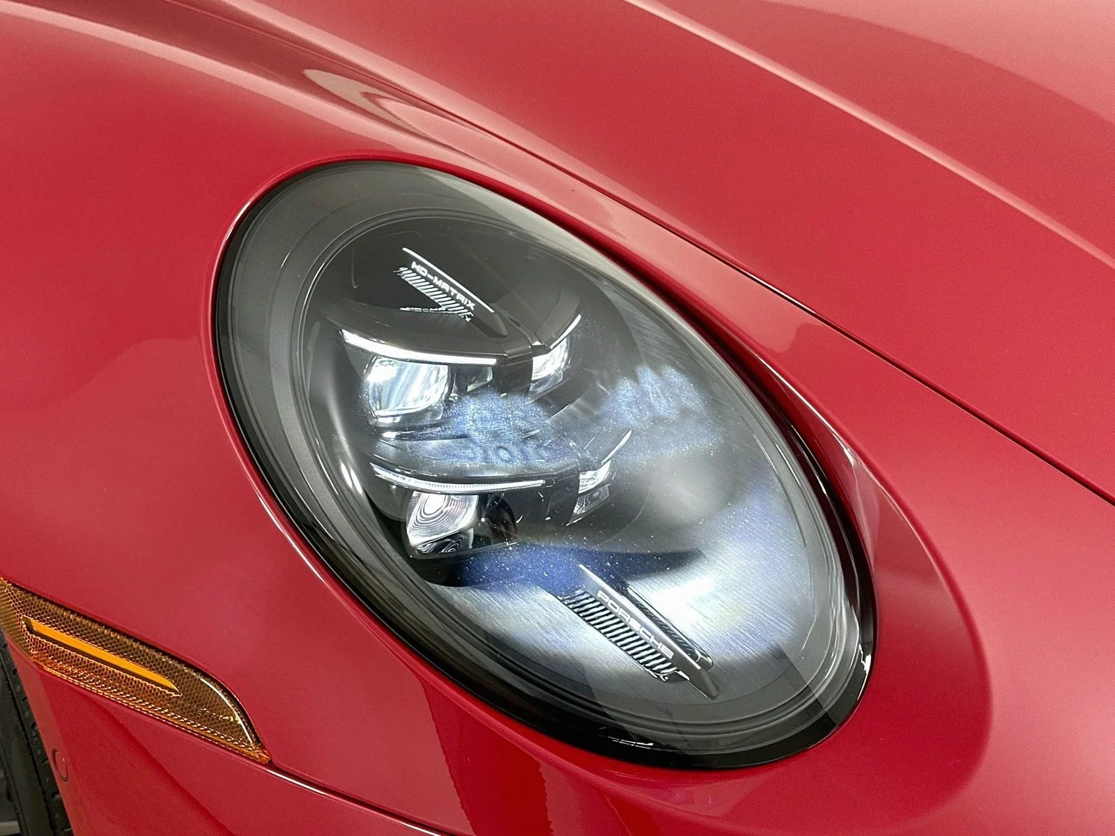 Used 2025 Red Porsche  image 9