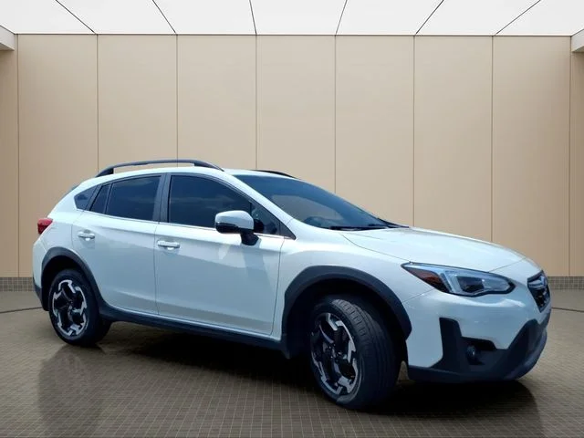 Used 2021 White Subaru Limited image 4