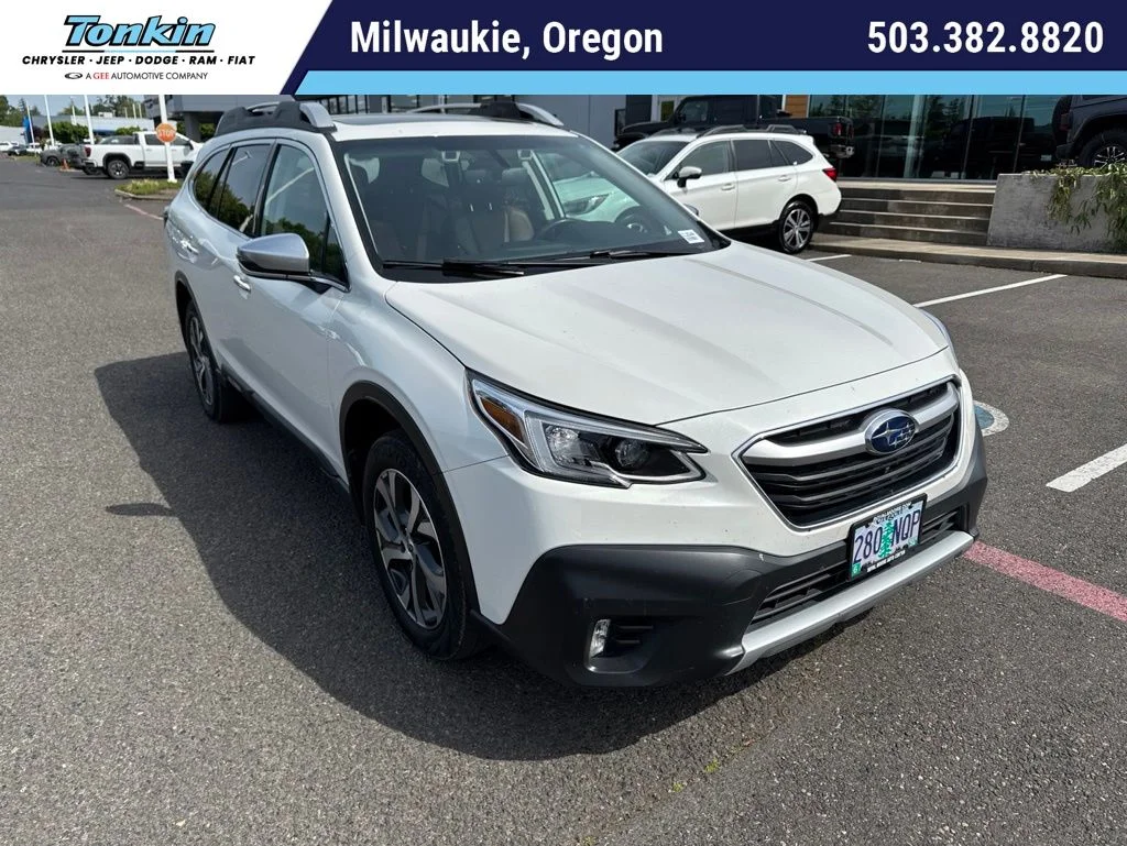 2022 Subaru Outback Touring's photo
