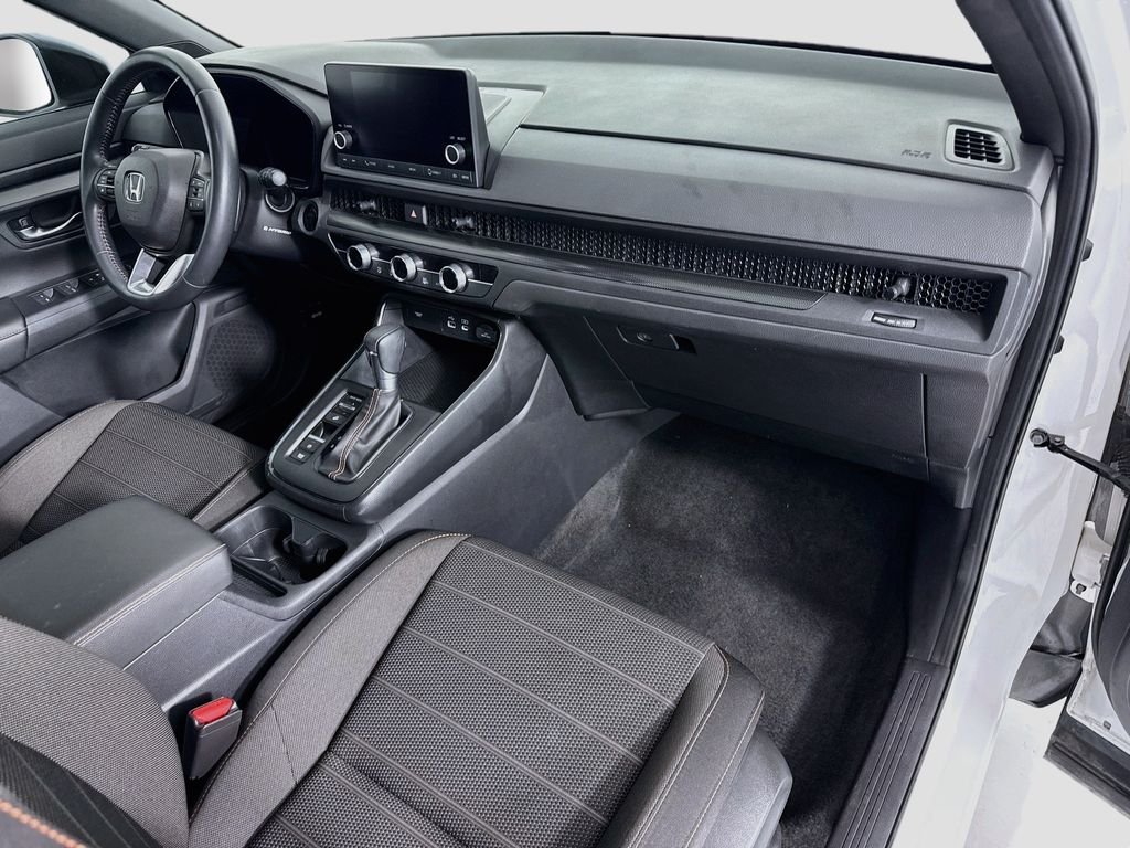 2025 Honda CR-V Sport - Photo 17