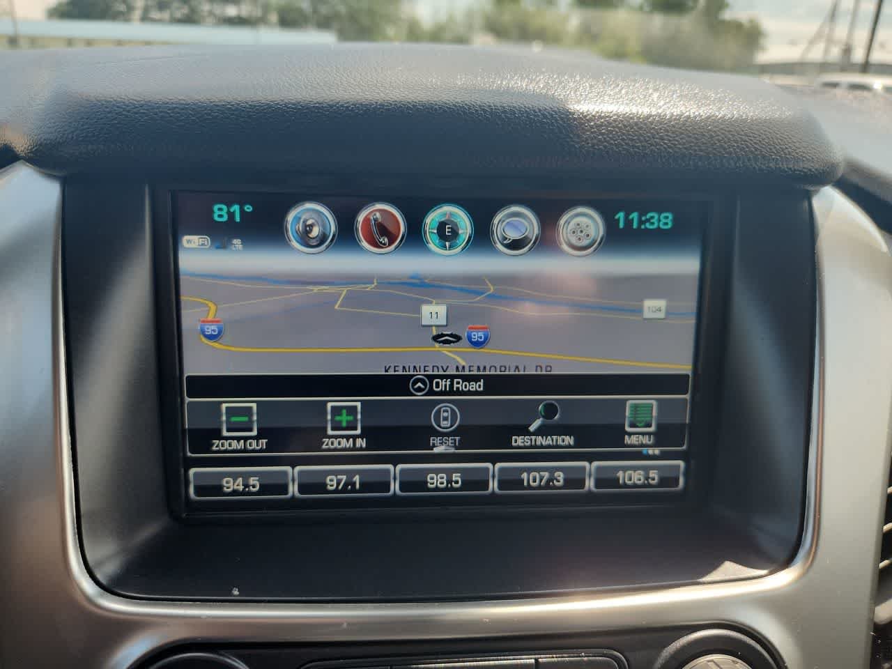 Used 2020 Blue Velvet Metallic Chevrolet LT image 23