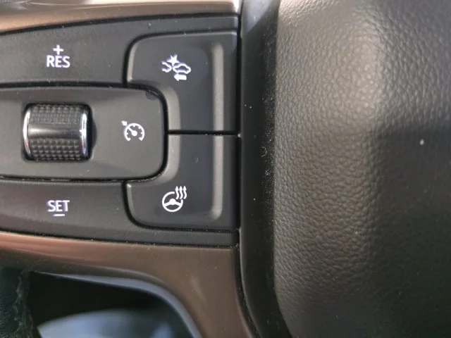 Used 2020 Black Chevrolet High Country image 20