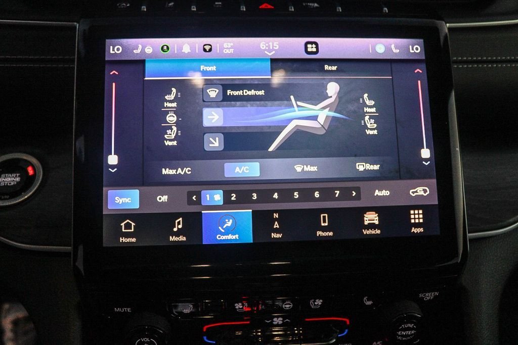 Used 2024 Diamond Black Jeep Limited image 23