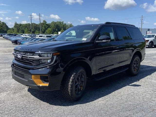 New 2027 Agate Black Metallic Ford Tremor® image 6