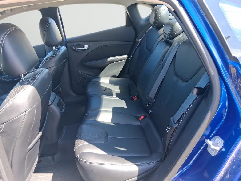 Used 2014 Blue Dodge Limited image 38