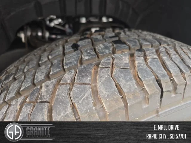New 2026 Titanium Rush Metallic GMC SLT image 28