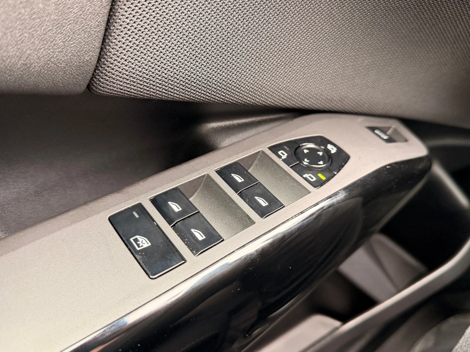2026 BMW X3 30 - Photo 21