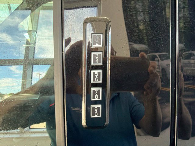 New 2026 Agate Black Metallic Ford XLT image 8
