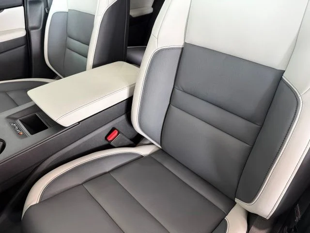 New 2026 Frostline White Pearl Honda AWD Touring image 10