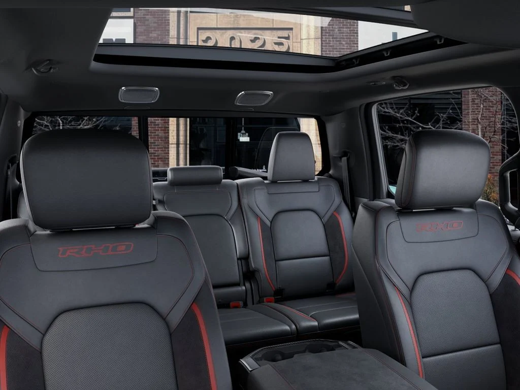 New 2026 Diamond Black Crystal Pearl-Coat Exterior Paint RAM RHO image 26