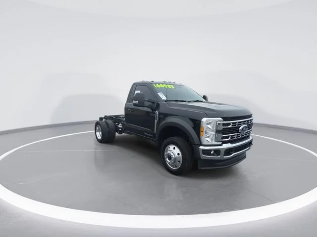 Used 2025 Black Ford XLT image 6