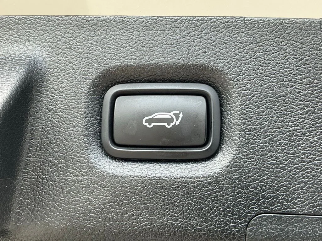 Used 2022 Silver Hyundai XRT image 20