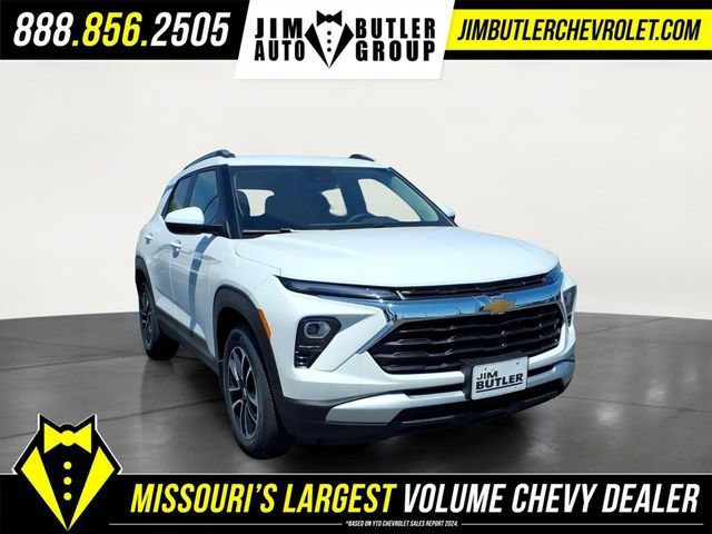 New 2026 Summit White Chevrolet LT image 22