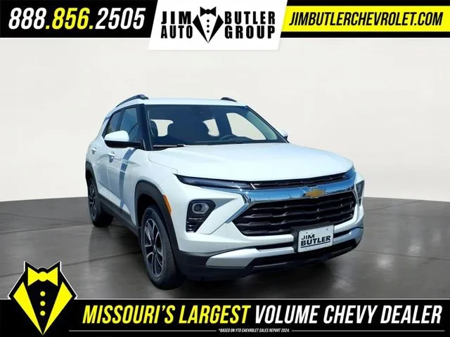 New 2026 Summit White Chevrolet LT image 22