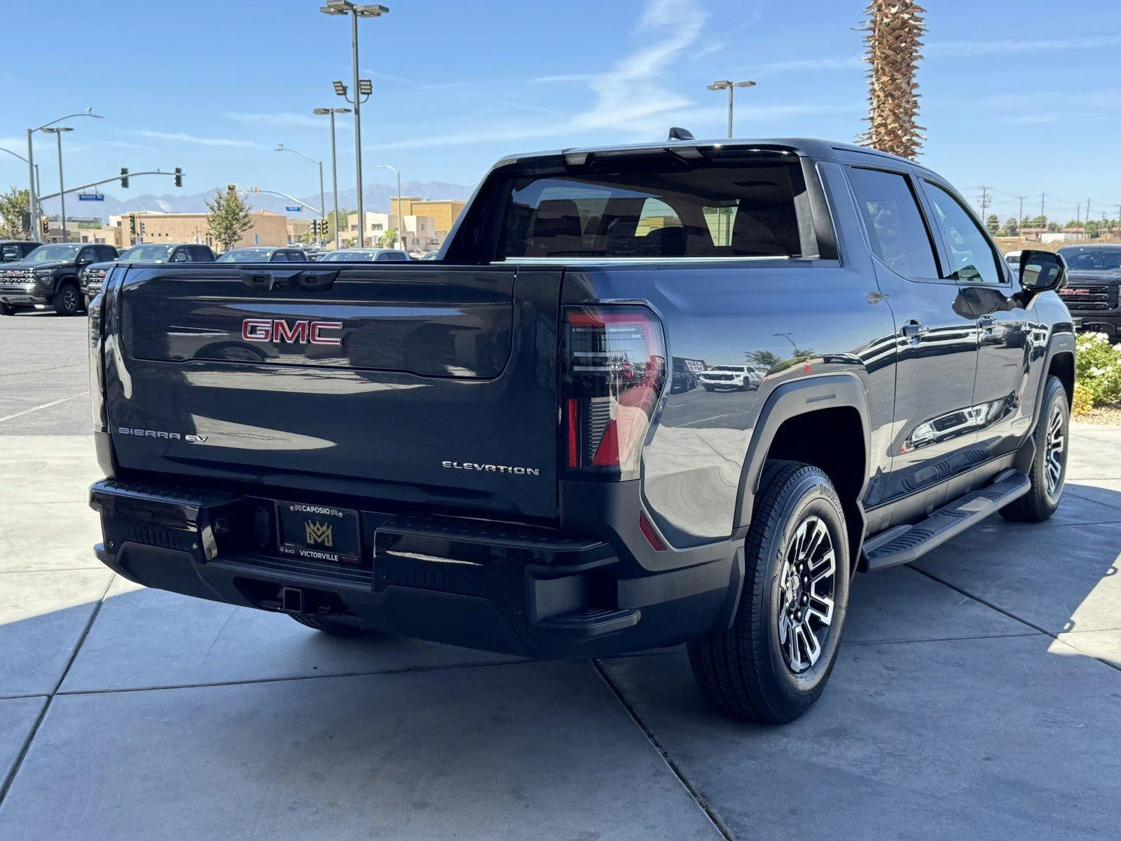 New 2026 Deep Ocean Metallic GMC Elevation Standard Range image 6