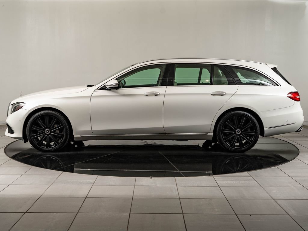 Used 2018 White Mercedes-Benz E 400 Wagon image 5