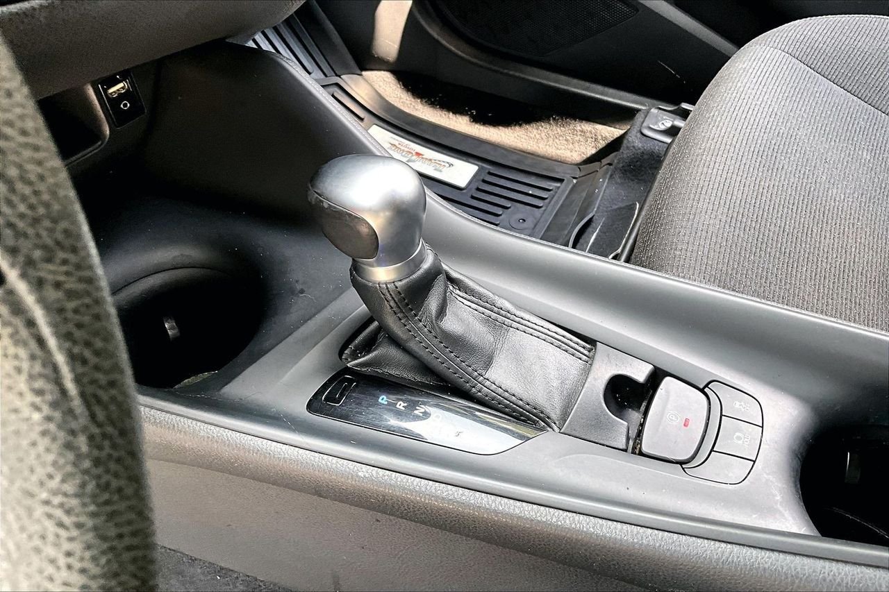 Used 2019 Silver Toyota LE image 15
