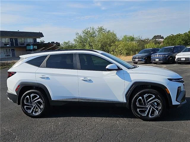 New 2026 Serenity White Pearl Hyundai SEL image 5