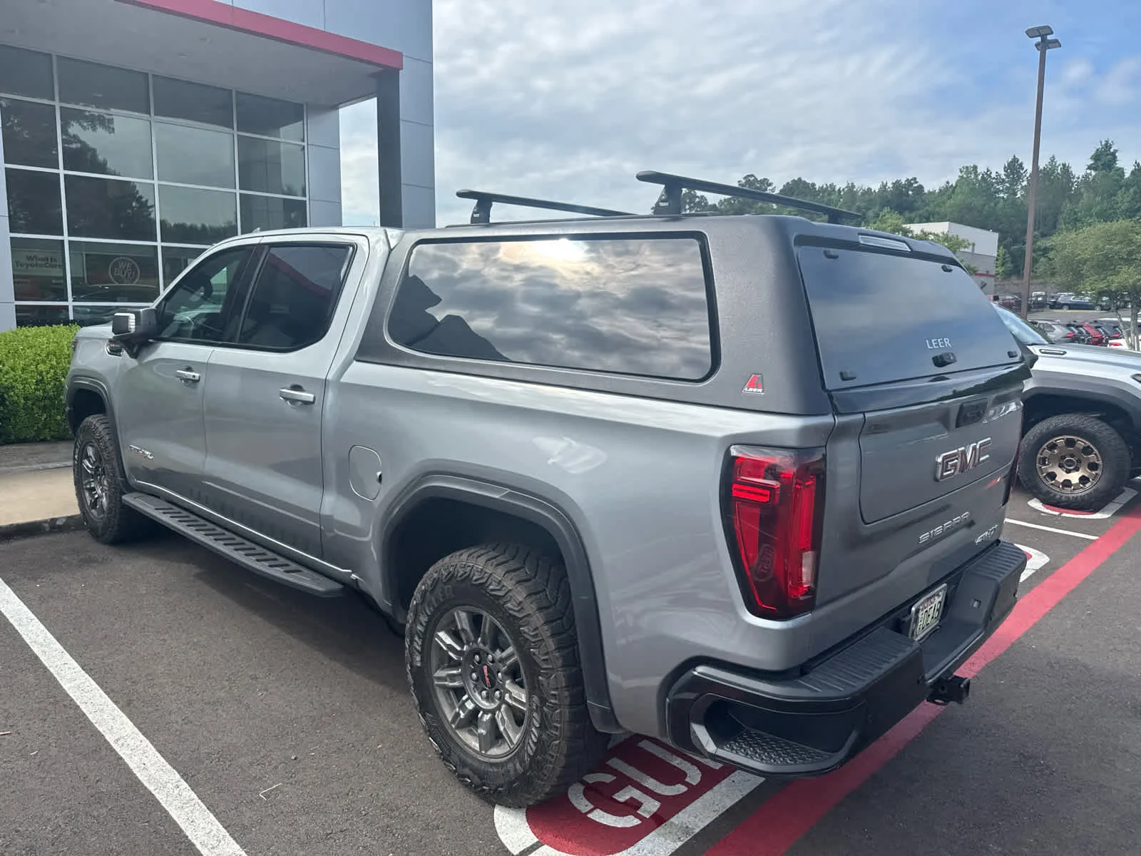 Used 2026 Sterling Metallic GMC AT4X image 5