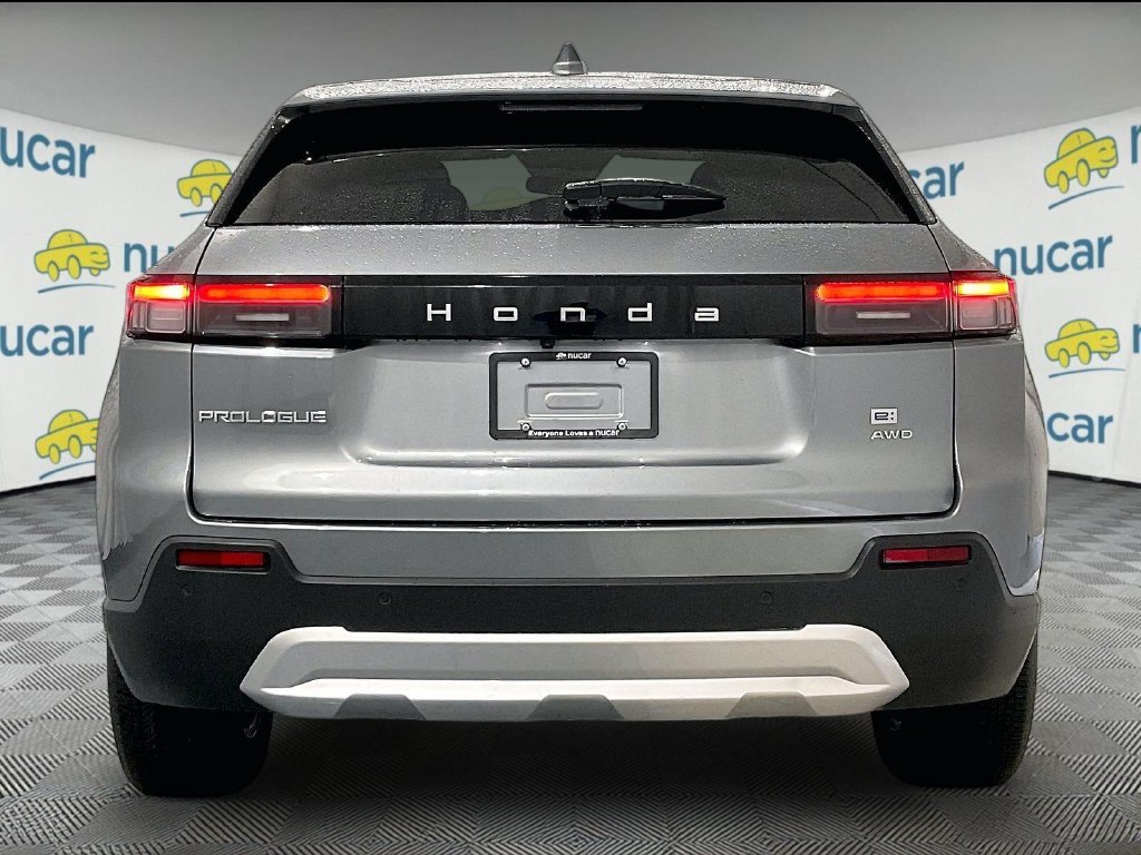 Used 2025 Silver Honda EX image 5