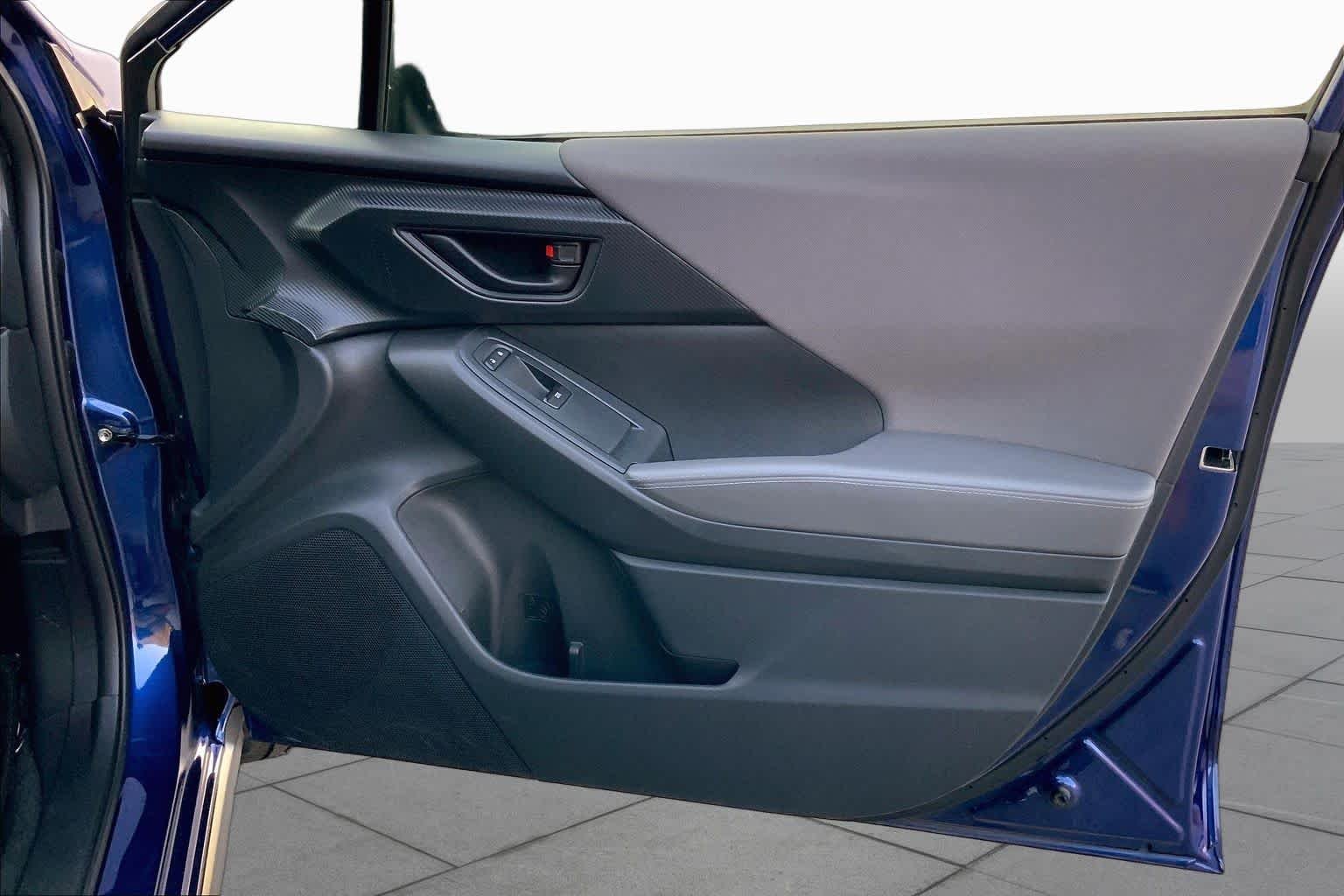 Used 2025 Sapphire Blue Pearl Subaru Premium image 20