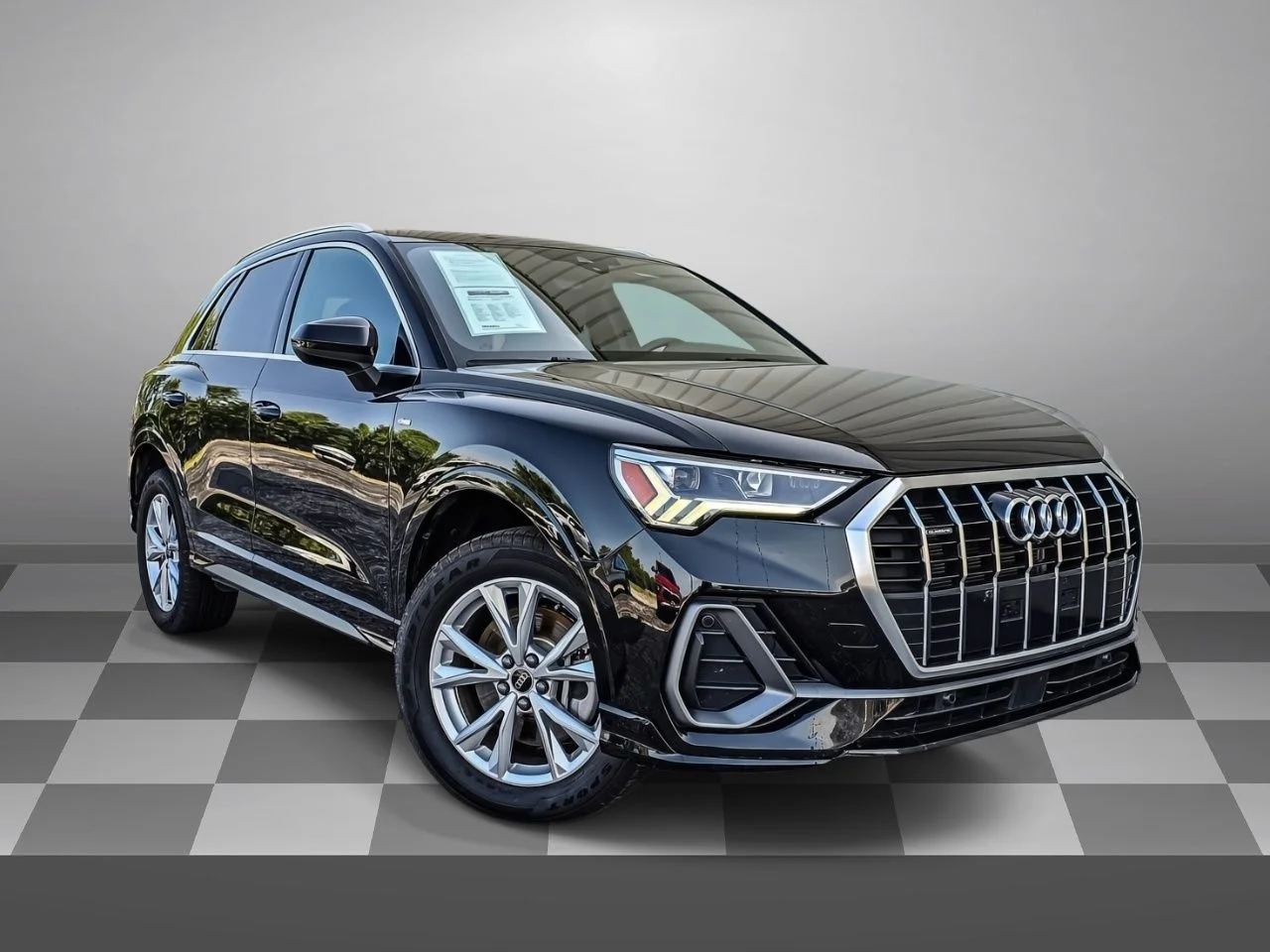 2025 Audi Q3 45 TFSI S Line Premium quattro's photo