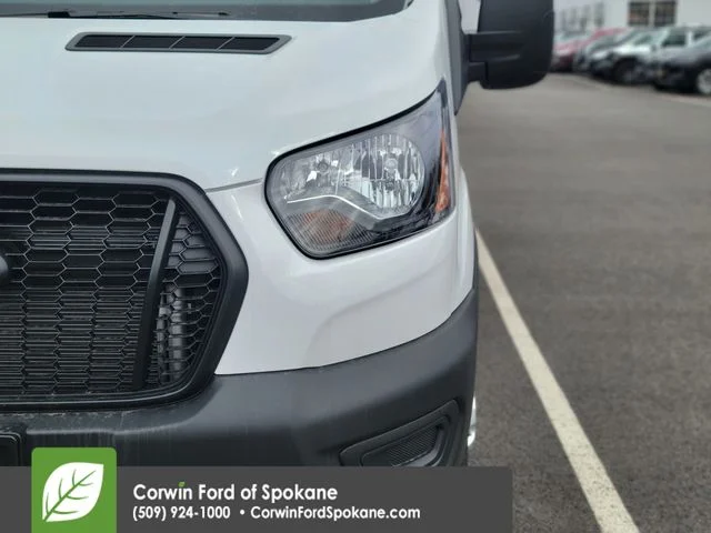 New 2026 Oxford White Ford Base image 7