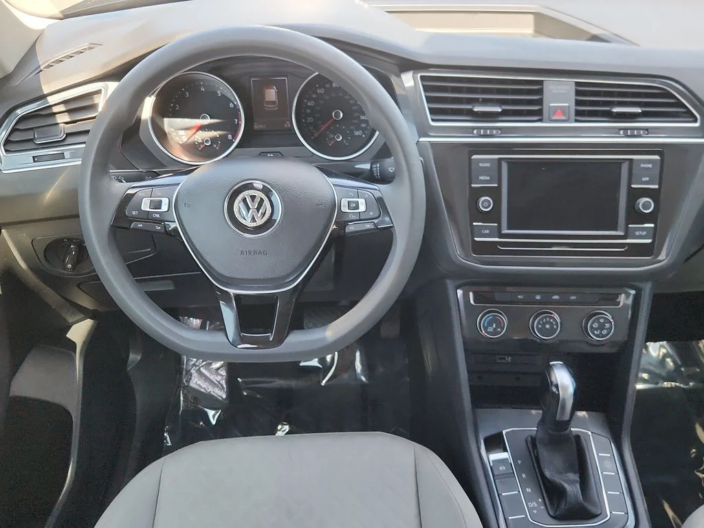 Used 2018 Black Volkswagen 2.0T S image 9