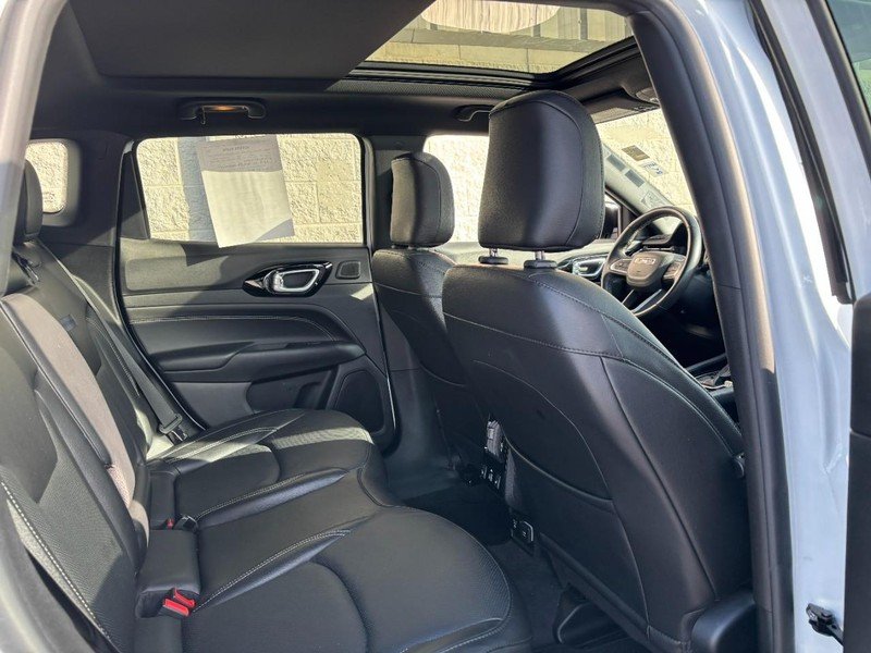Used 2022 Bright White Clearcoat Jeep High Altitude 4x4 image 19