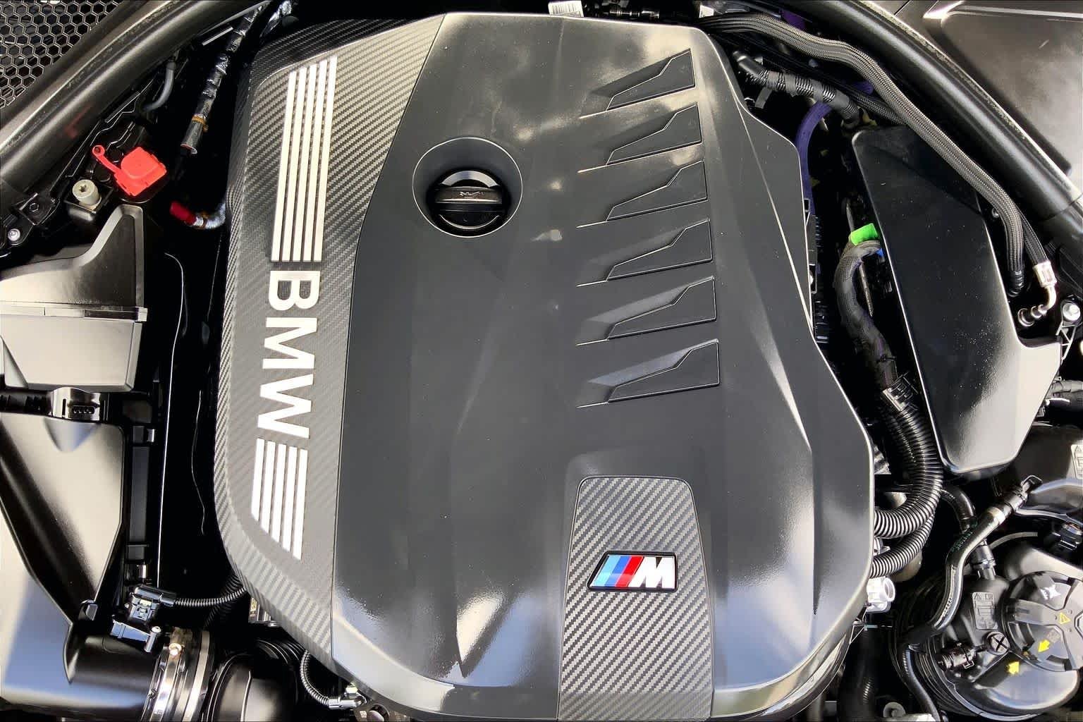 Used 2025 Black Sapphire Metallic BMW M340i image 32