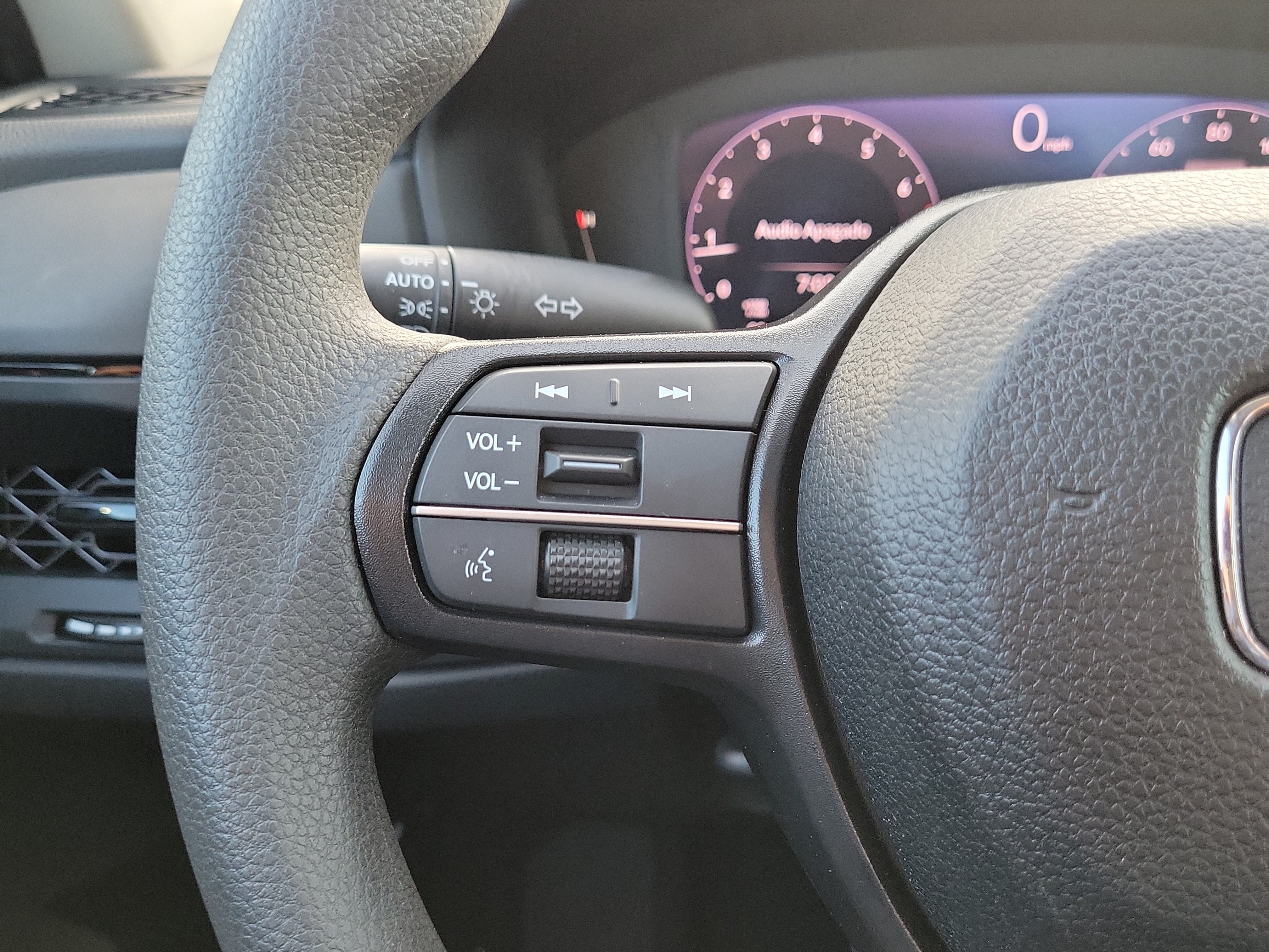 Used 2024 Silver Honda LX image 30