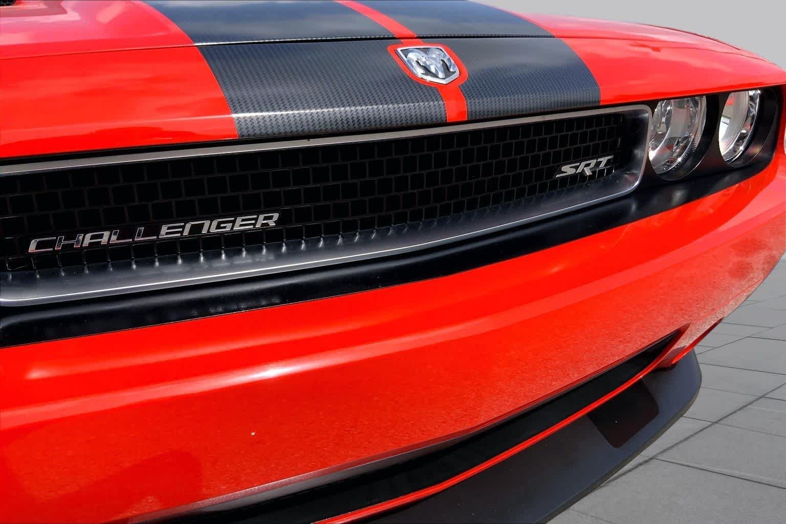 Used 2009 Hemi Orange Pearl Dodge SRT8 image 27
