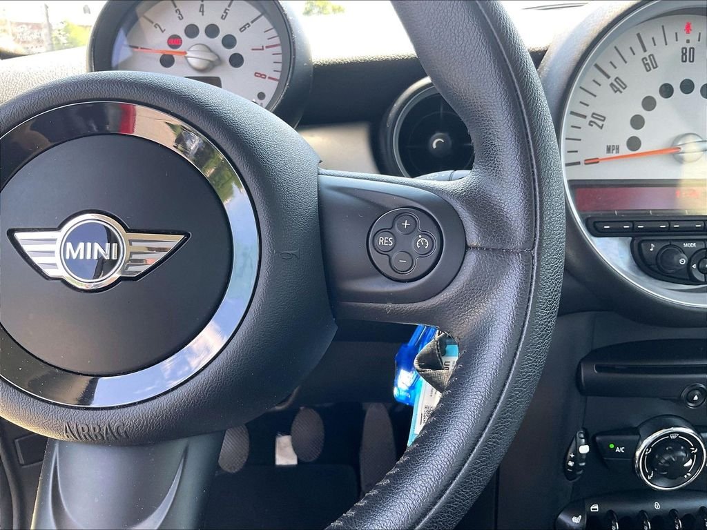 Used 2013 Red MINI Base image 20