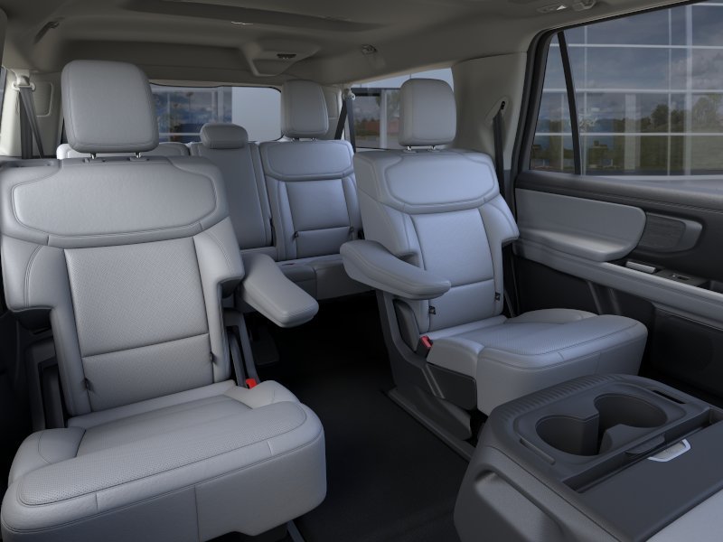 New 2026 Star White Metallic Tri-Coat Ford MAX Platinum® image 11
