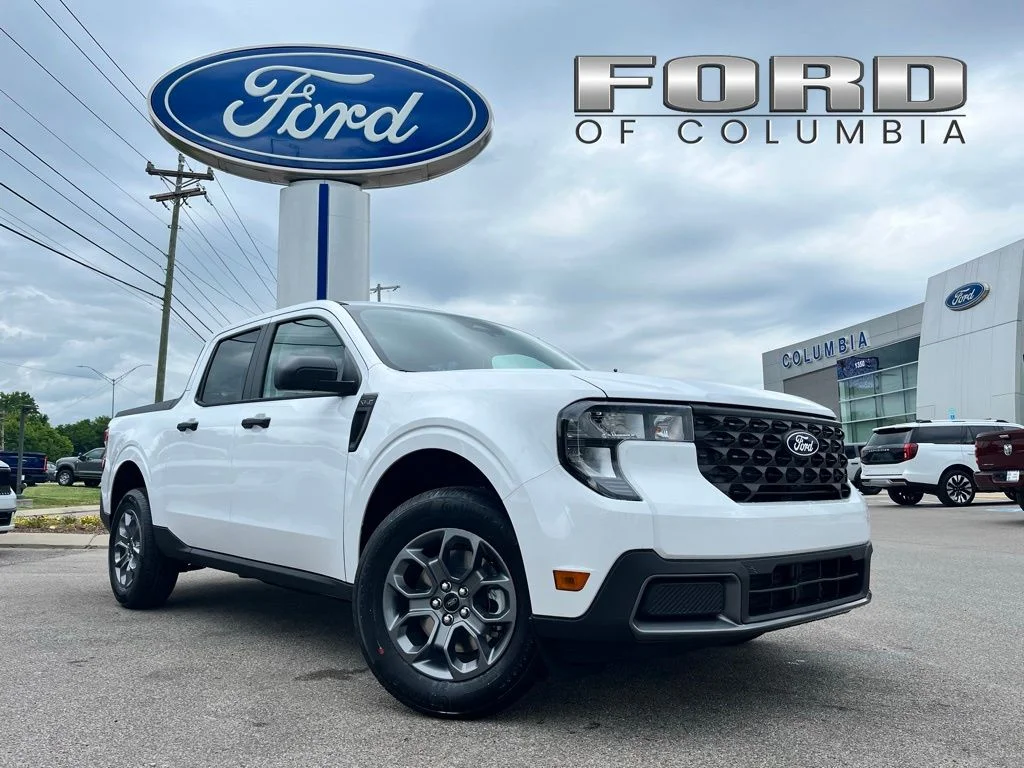 New 2026 White Ford XLT image 1