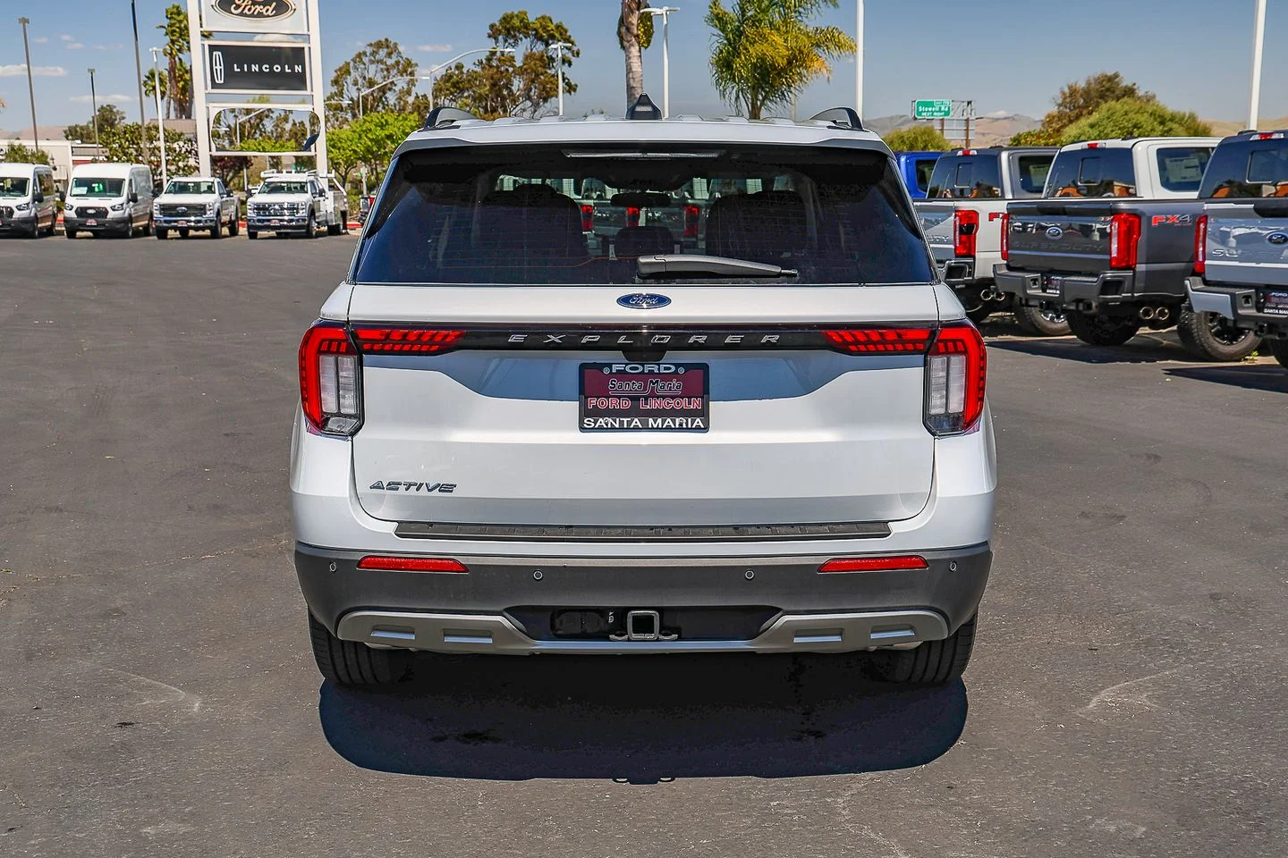New 2026 Space White Metallic Ford Active image 5