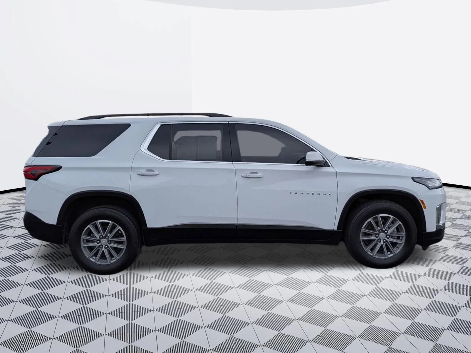 Used 2023 Summit White Chevrolet LT Cloth image 4