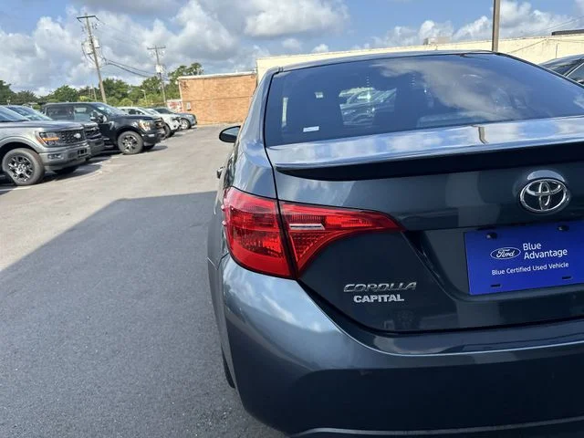 Used 2017 Gray Toyota SE image 25