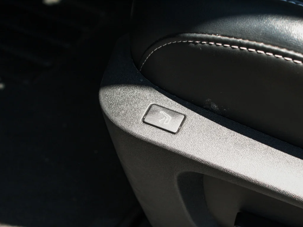 Used 2023 Graphite Shadow INFINITI SENSORY image 13